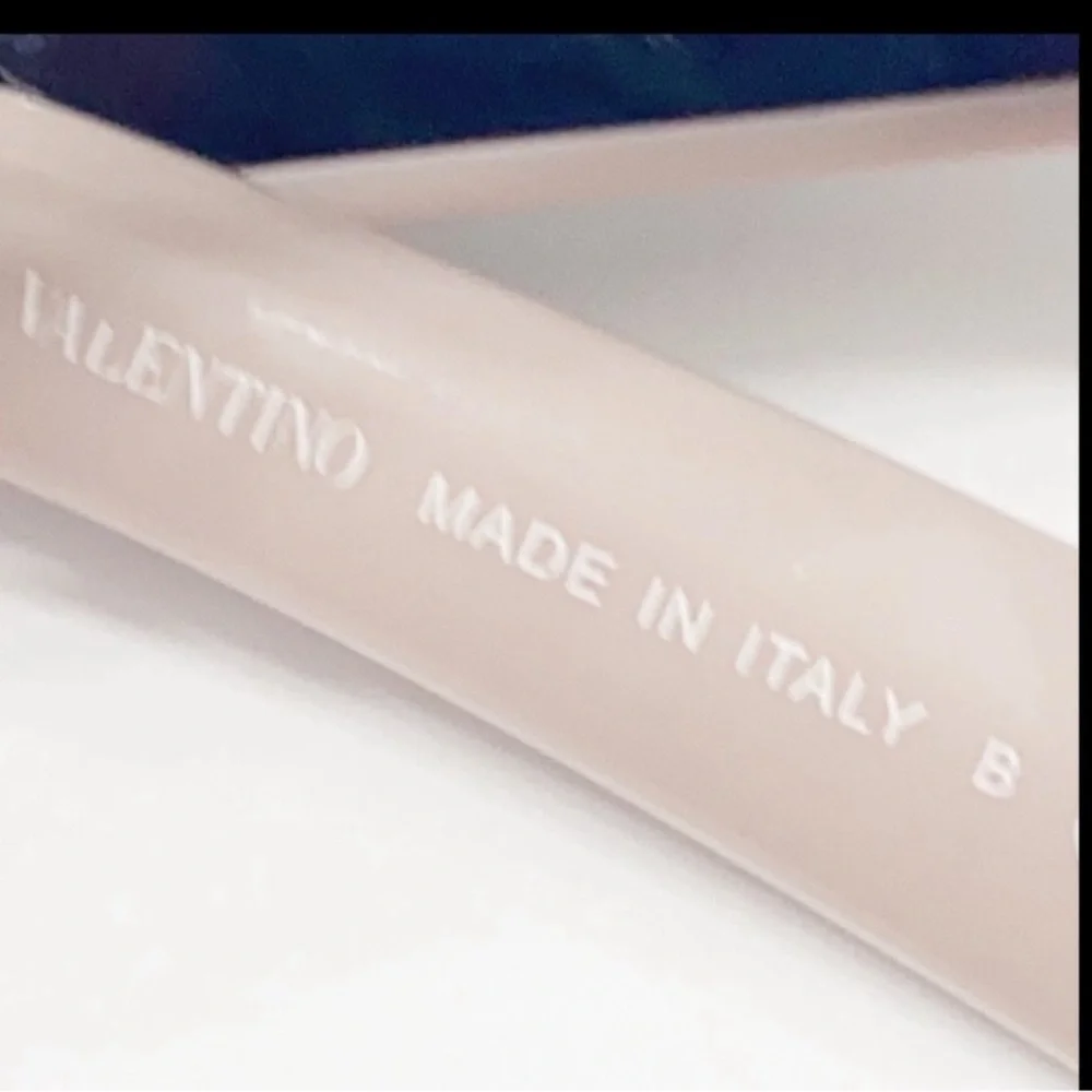New Authentic Valentino luxury designer prescription eyeglasses frames display